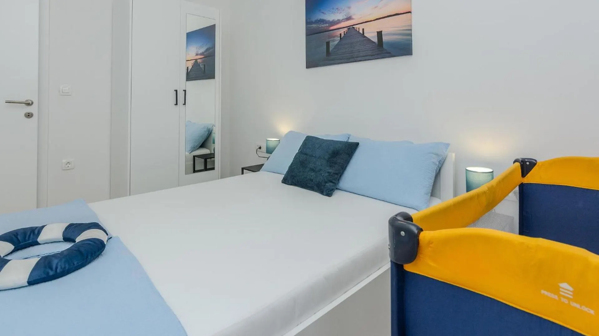 Stunning Apartment In Vir With Wifi